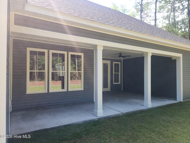 516 Leatherwood Drive NW, Calabash, NC 28467