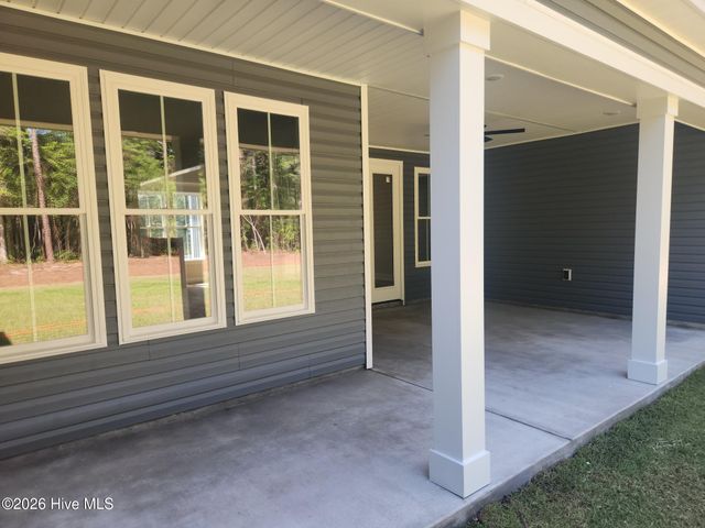 516 Leatherwood Drive NW, Calabash, NC 28467