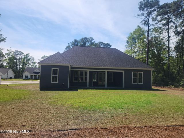 516 Leatherwood Drive NW, Calabash, NC 28467