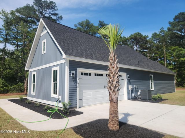 516 Leatherwood Drive NW, Calabash, NC 28467