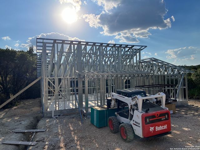 252 LEXINGTON PASS, Canyon Lake, TX 78133