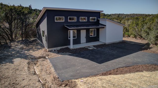 252 LEXINGTON PASS, Canyon Lake, TX 78133