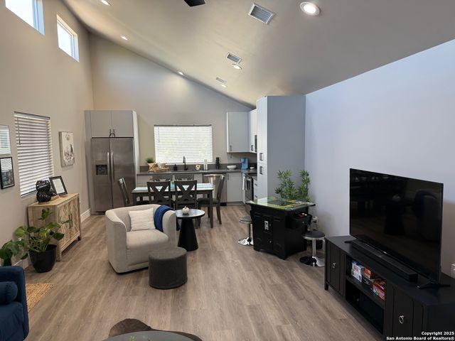 252 LEXINGTON PASS, Canyon Lake, TX 78133