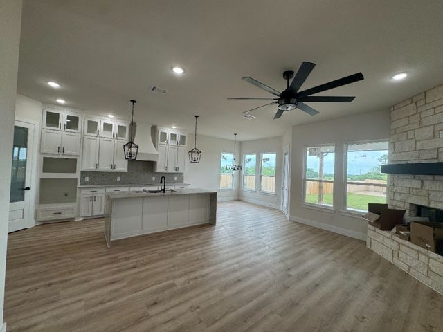 808 N Avenue E, Springtown, TX 76082