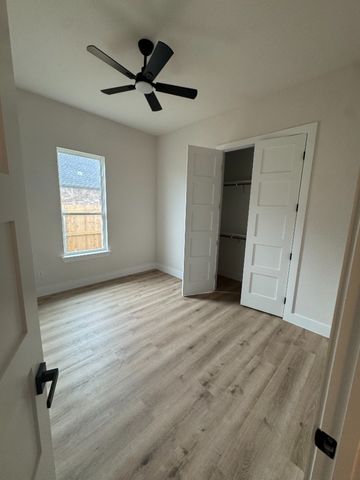 808 N Avenue E, Springtown, TX 76082