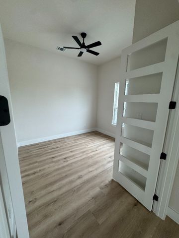 808 N Avenue E, Springtown, TX 76082