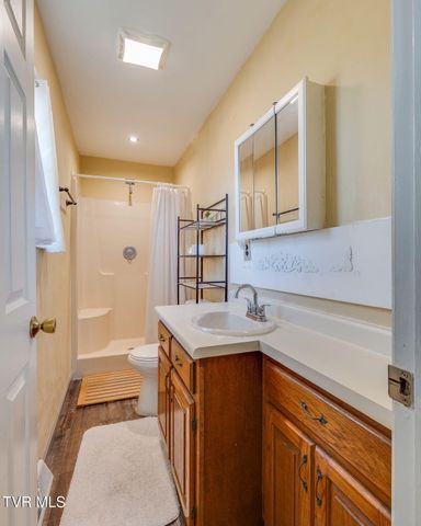 166 Franklin Heights Road, Jonesborough, TN 37659