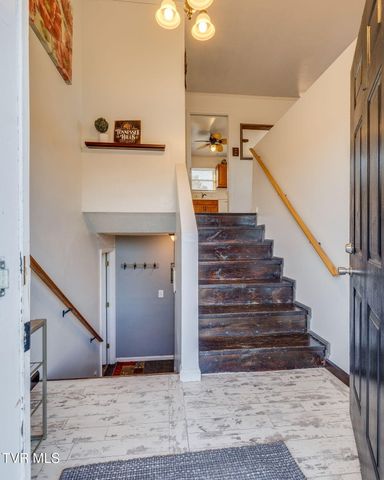 166 Franklin Heights Road, Jonesborough, TN 37659