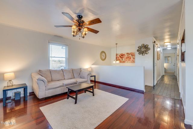 166 Franklin Heights Road, Jonesborough, TN 37659