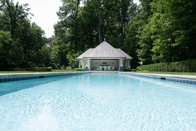 7138 E Tanglewood Road, Roanoke, IN 46783