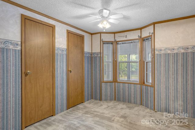 215 Mcmurray Avenue, Columbus, NC 28722
