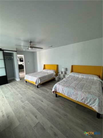 203 S Roy Reynolds Drive, Harker Heights, TX 76548