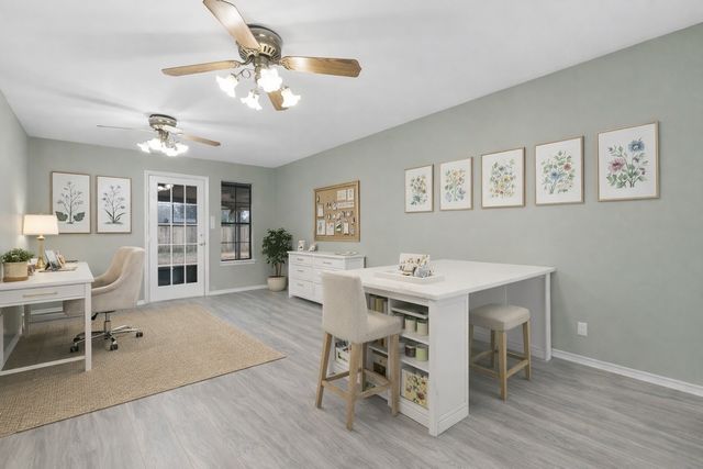 312 E Cottonwood Street, Leonard, TX 75452