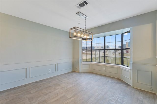 312 E Cottonwood Street, Leonard, TX 75452