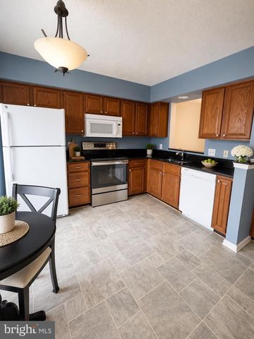 206 LEAFCUP RD, Gaithersburg, MD 20878
