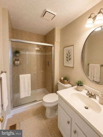 206 LEAFCUP RD, Gaithersburg, MD 20878
