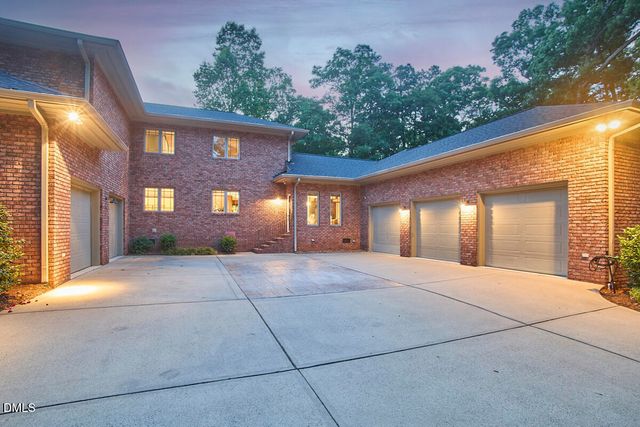 2 Pine Top Place, Durham, NC 27705