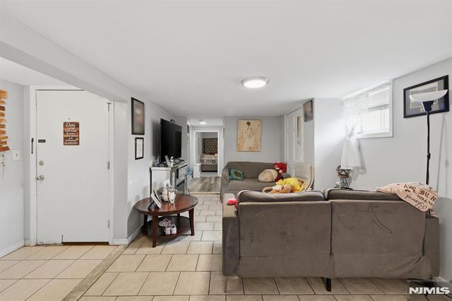 1134 Rivington Street, Roselle, NJ 07203