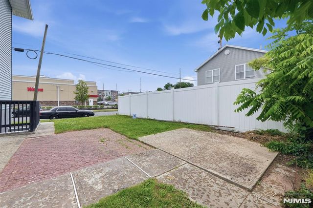 1134 Rivington Street, Roselle, NJ 07203