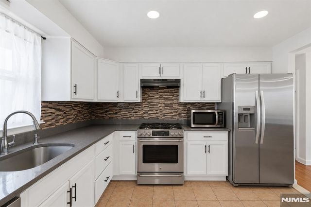 1134 Rivington Street, Roselle, NJ 07203