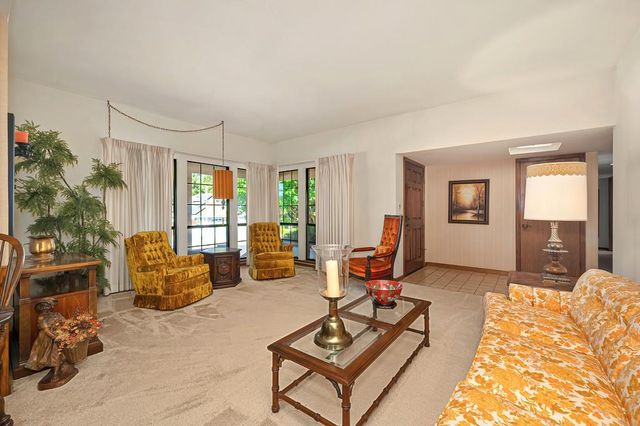 904 El Rancho Ct, Roseville, CA 95661
