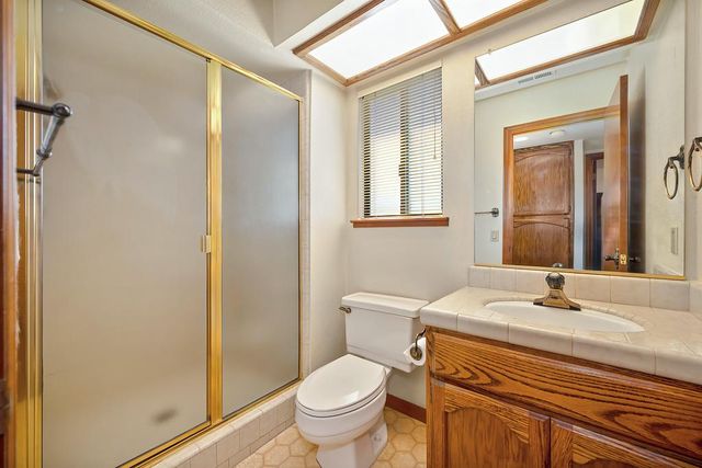 904 El Rancho Ct, Roseville, CA 95661