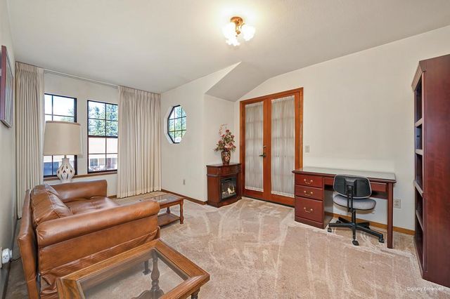 904 El Rancho Ct, Roseville, CA 95661