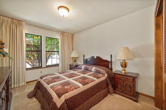 904 El Rancho Ct, Roseville, CA 95661