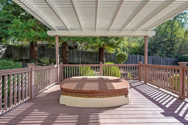904 El Rancho Ct, Roseville, CA 95661