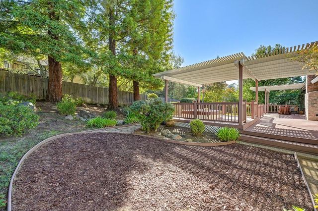 904 El Rancho Ct, Roseville, CA 95661