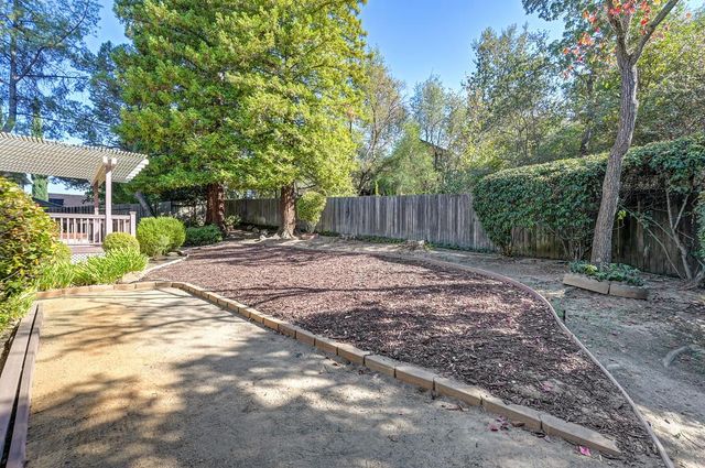 904 El Rancho Ct, Roseville, CA 95661
