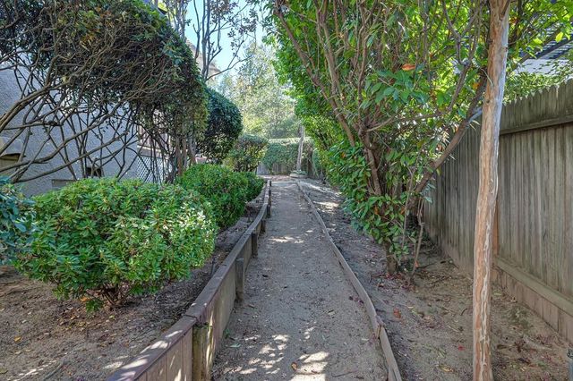904 El Rancho Ct, Roseville, CA 95661