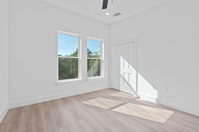 143 Onini CT, Bastrop, TX 78602