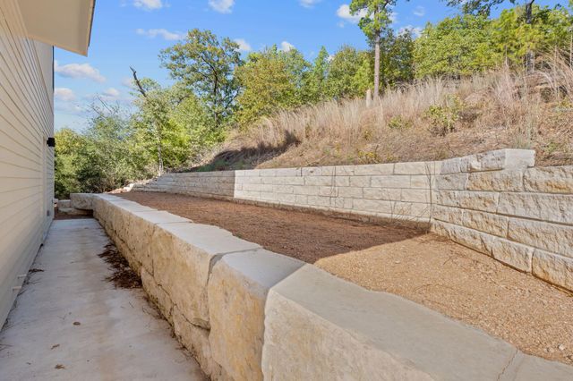 143 Onini CT, Bastrop, TX 78602