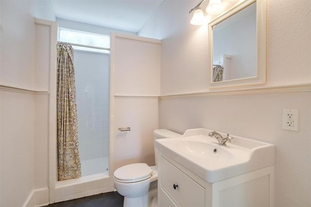 1523 Alston Avenue, Fort Worth, TX 76104