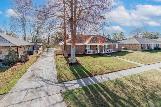 12538 Sherbrook, Baton Rouge, LA 70815