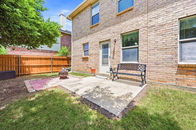 1828 Kittredge Way, Fort Worth, TX 76247