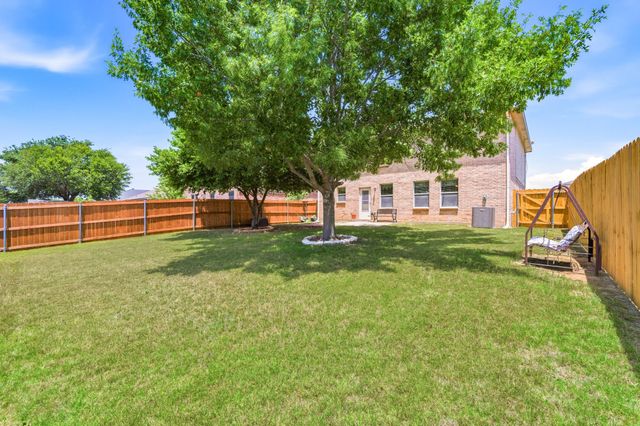 1828 Kittredge Way, Fort Worth, TX 76247