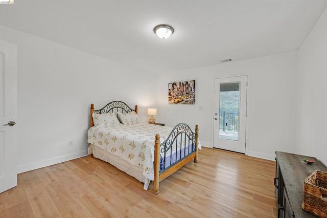 49 Christopher Ct, El Sobrante, CA 94803