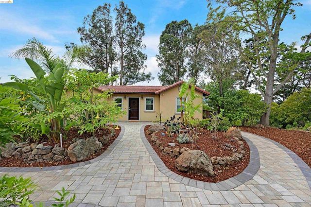 49 Christopher Ct, El Sobrante, CA 94803