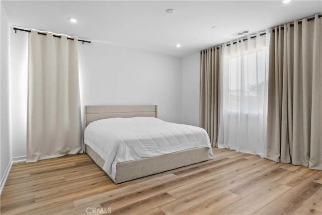 11769 Fenton, Sylmar, CA 91342