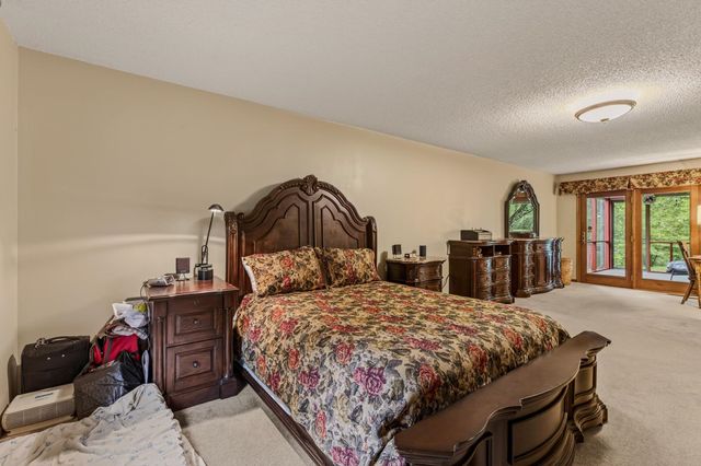 8 Lower Coach Road, Hurricane, WV 25526