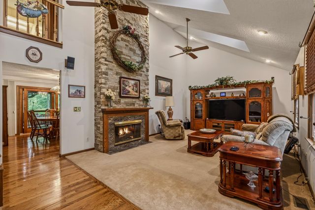 8 Lower Coach Road, Hurricane, WV 25526