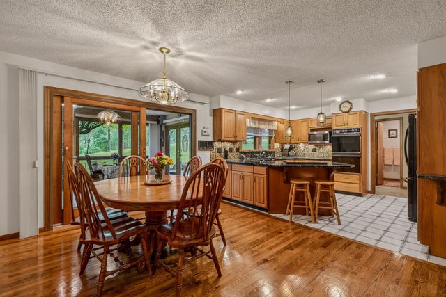 8 Lower Coach Road, Hurricane, WV 25526