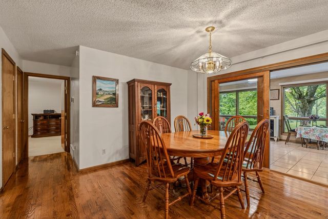 8 Lower Coach Road, Hurricane, WV 25526