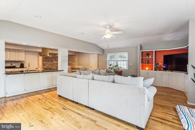 4219 HIGH RIDGE RD, Haymarket, VA 20169