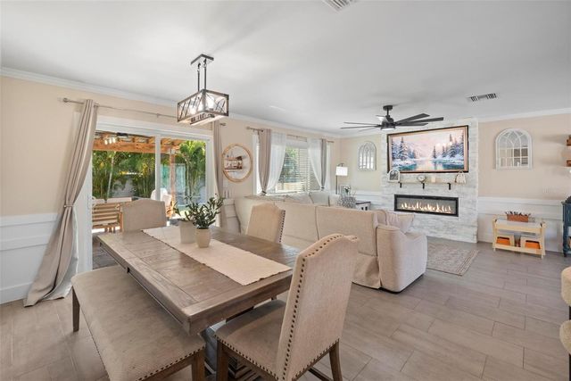 8412 LOPEZ DRIVE, Tampa, FL 33615