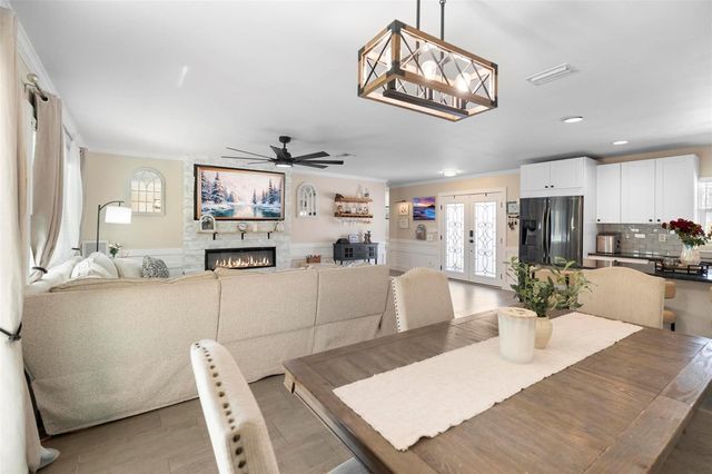 8412 LOPEZ DRIVE, Tampa, FL 33615