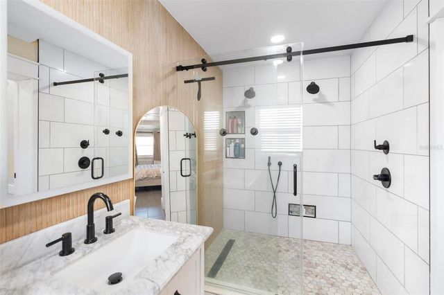 8412 LOPEZ DRIVE, Tampa, FL 33615