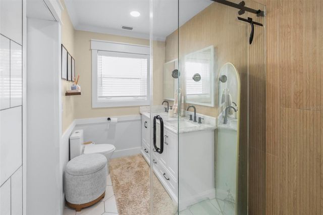 8412 LOPEZ DRIVE, Tampa, FL 33615